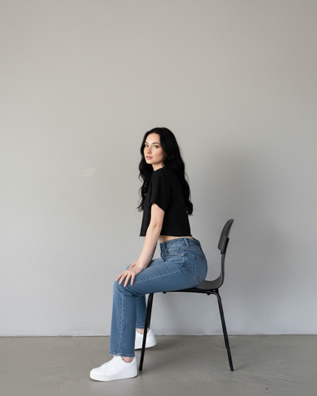 Basic - Casual Solid Crop Tee