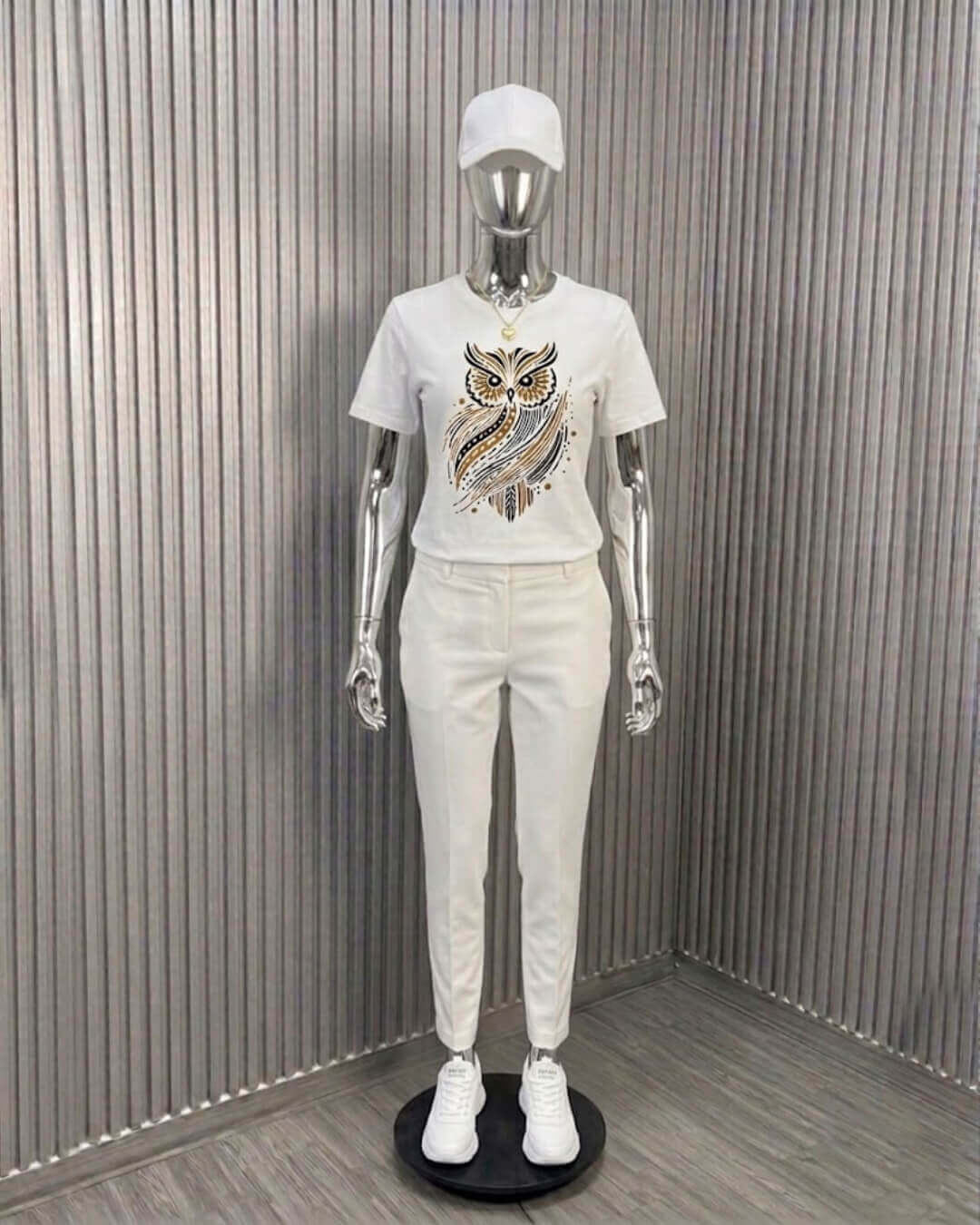 Mystic Owl - Relaxed Fit T Shirt